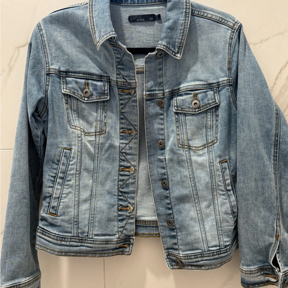 Prana Blue Jean Jacket Classic Denim Style